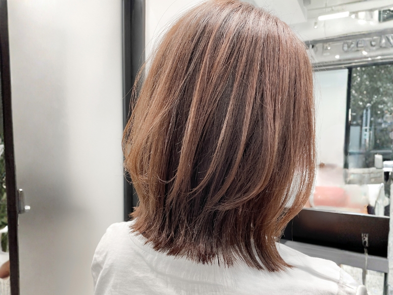 ボブ|レイヤーが入った外ハネボブ
