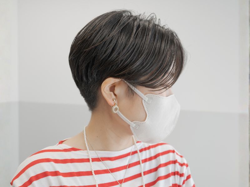 銀座でカットが上手い美容室の30代向け刈り上げハンサムショート実例